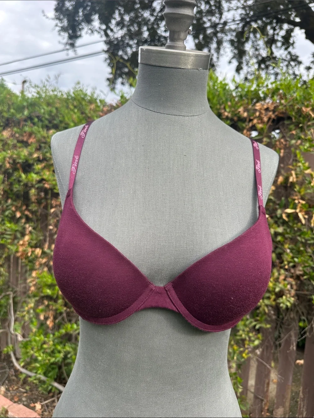 PINK Victoria's Secret Plum/Magenta T-Shirt Bra with Branded Straps